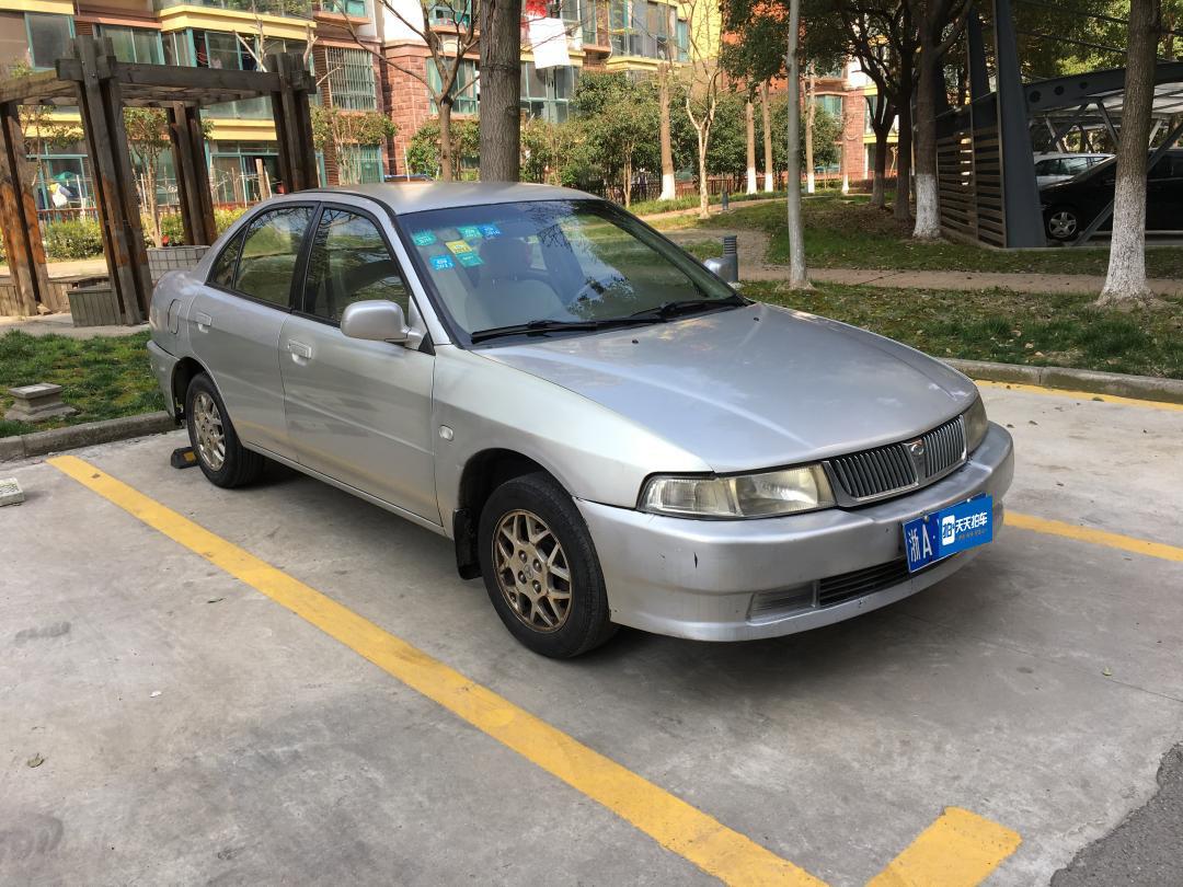 车型:东南菱帅2004款 1.6l 自动上牌时间:2004年06月公里数:20.