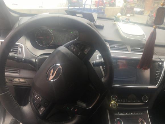 [深圳·粤C] 二手陆风陆风X72015款 2.0T 全景尊贵版