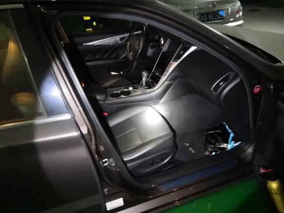 [深圳·粤B] 二手英菲尼迪英菲尼迪Q502014款 3.7L 舒适版