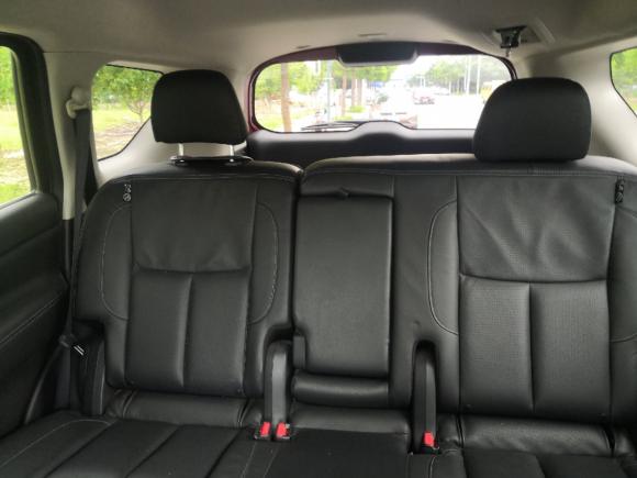 [南通·苏F] 二手日产途达2018款 2.5L 自动两驱豪华版