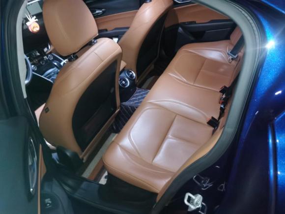 [嘉兴·浙F] 二手阿尔法罗密欧Giulia2017款 2.0T 200HP 精英版