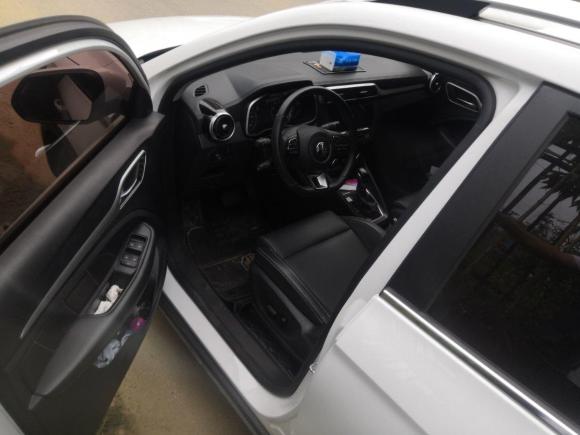 [南昌·赣A] 二手MG名爵ZS2018款 1.5L 自动豪华版 国V