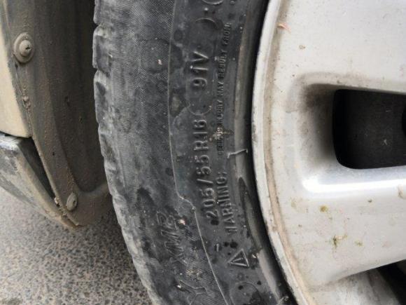 [济南·鲁A] 二手沃尔沃沃尔沃S402007款 2.4i 智雅版