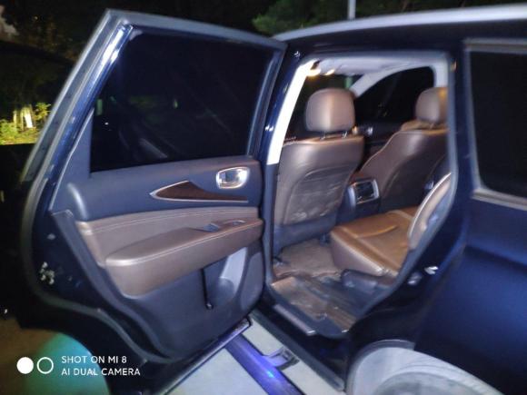 [嘉兴·浙F] 二手英菲尼迪英菲尼迪QX602016款 2.5 S/C Hybrid 两驱卓越版 国V