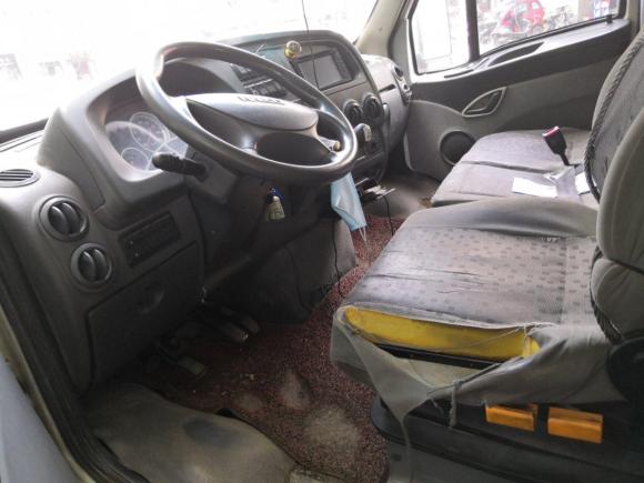 [金华·浙G] 二手依维柯宝迪2012款 2.5T-A32 基本型