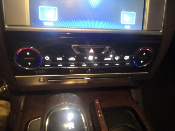 [南京·苏A] 二手玛莎拉蒂总裁2013款 3.0T 标准型