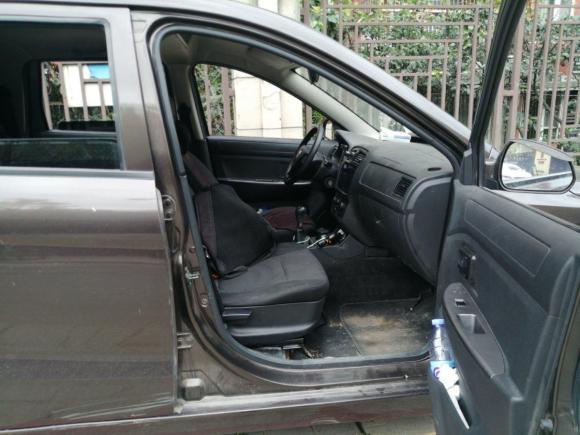 [成都·川H] 二手东风风光东风风光3302014款 1.5L手动实用型DK15