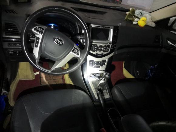 [嘉兴·浙F] 二手比亚迪速锐2014款 1.5L 手动豪华型