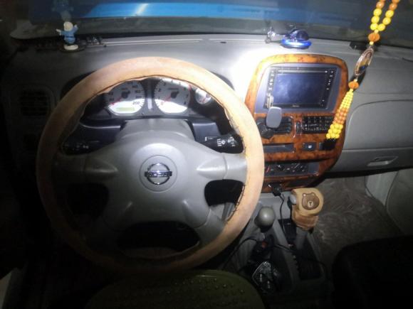 [深圳·粤B] 二手日产帕拉丁2004款 3.3L 四驱标准型