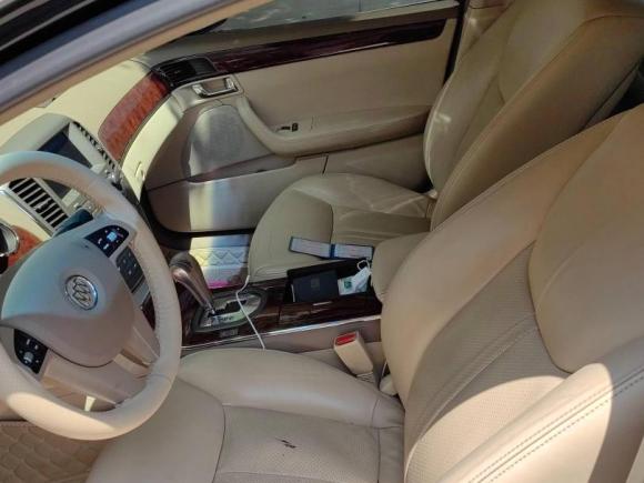 [合肥·皖A] 二手别克林荫大道2010款 3.0 豪华版