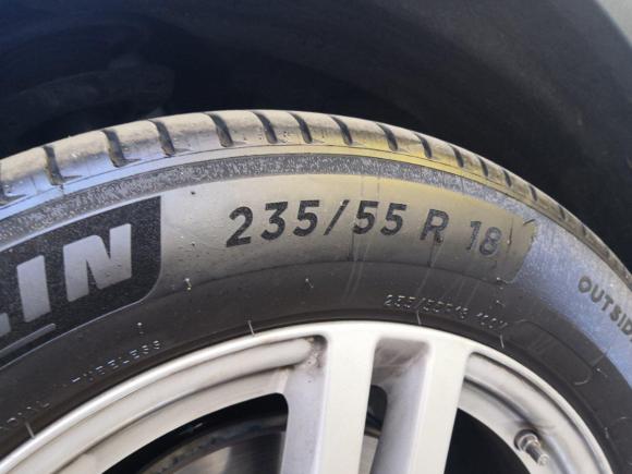 [北京·京A] 二手奔驰奔驰GLB2021款 GLB 200 动感型