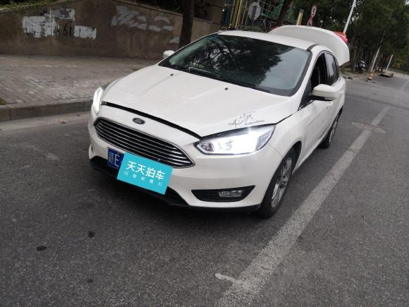 [上海·赣E] 二手福特福克斯2015款 三厢 1.6L 手动舒适型