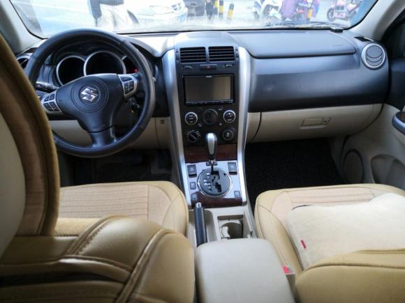 [西安·陕A] 二手铃木超级维特拉2012款 2.4L AT豪华导航5门版