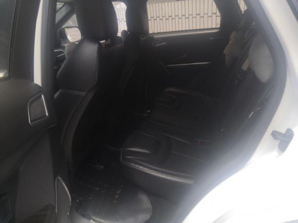 [深圳·粤C] 二手陆风陆风X72015款 2.0T 全景尊贵版