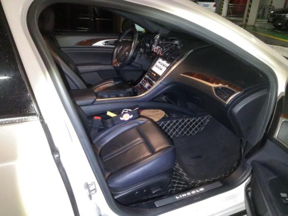 [深圳·鄂F] 二手林肯林肯MKZ2018款 2.0T 尊享版