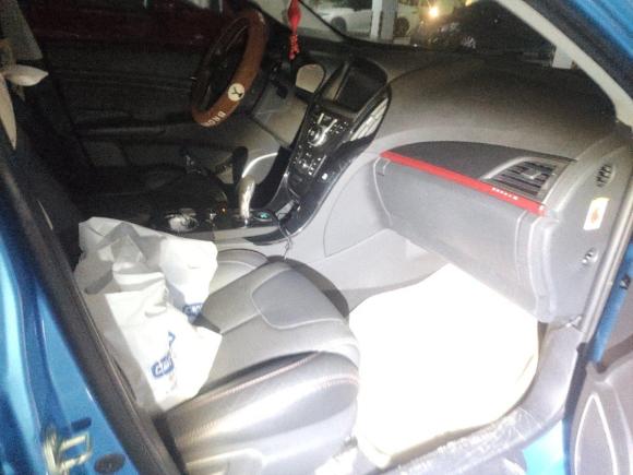 [无锡·沪D] 二手比亚迪秦2014款 1.5T 旗舰型