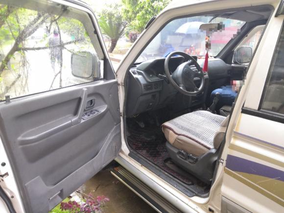 [南昌·赣A] 二手猎豹汽车猎豹64812009款 2.2L 手动两驱