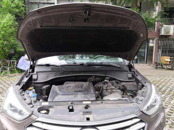 [广州·粤B] 二手现代格锐2013款 2.2T 7座四驱旗舰版