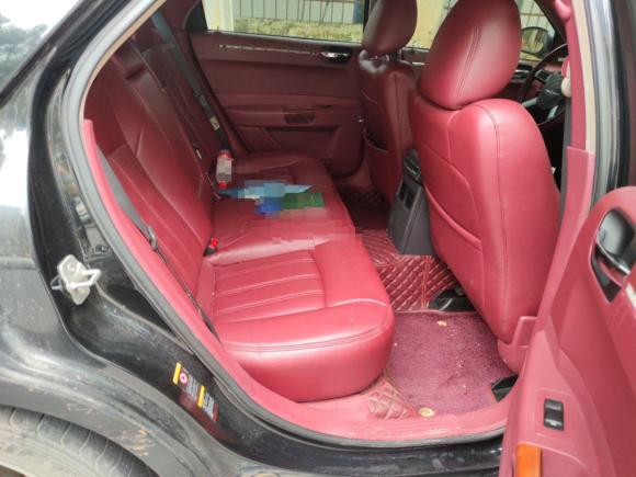 [南昌·赣G] 二手克莱斯勒克莱斯勒300C2006款 2.7L 豪华版