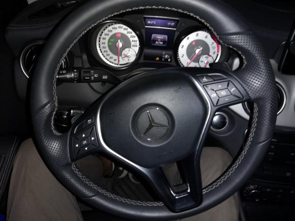 [芜湖·皖B] 二手奔驰奔驰GLA2016款 GLA 200 时尚型