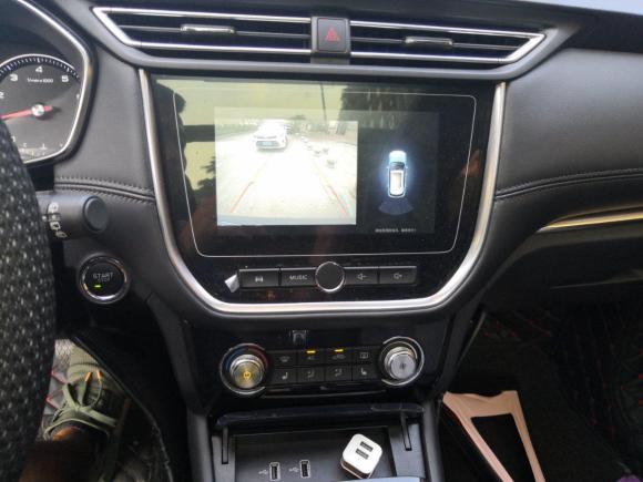 [广州·赣D] 二手荣威荣威RX32018款 18T 自动互联网智尊版