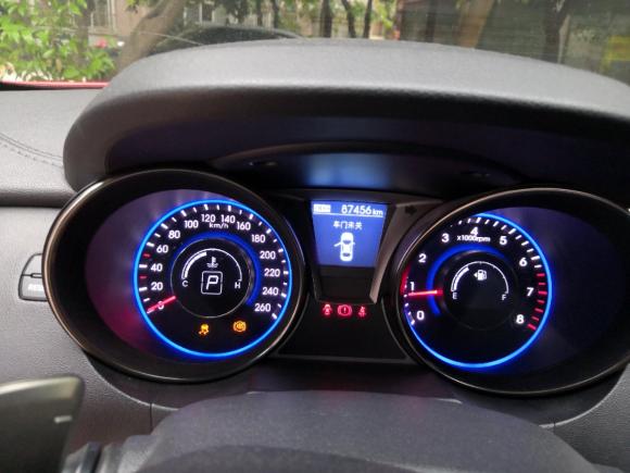 [成都·川A] 二手现代劳恩斯-酷派2012款 2.0T 自动豪华版