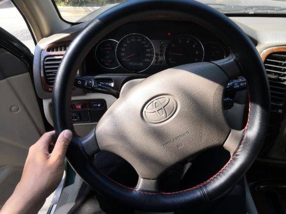 [青岛·鲁B] 二手丰田兰德酷路泽2005年   4.7L    自动 