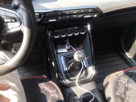 [北京·冀R] 二手新宝骏宝骏RS-32020款 1.5L 手动智能豪华型