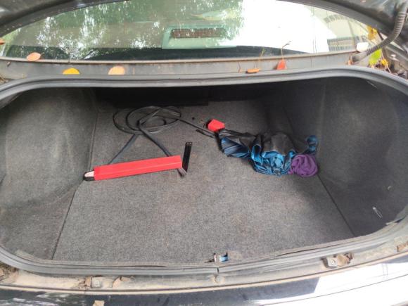 [南昌·赣G] 二手克莱斯勒克莱斯勒300C2006款 2.7L 豪华版