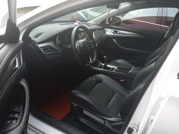 [南昌·赣A] 二手长安逸动2018款 高能版 1.6L GDI 手动先锋型 国V