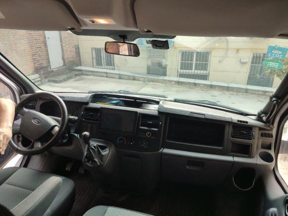 [济南·鲁A] 二手福特新世代全顺2016款 2.2T长轴6/7座中顶多功能车