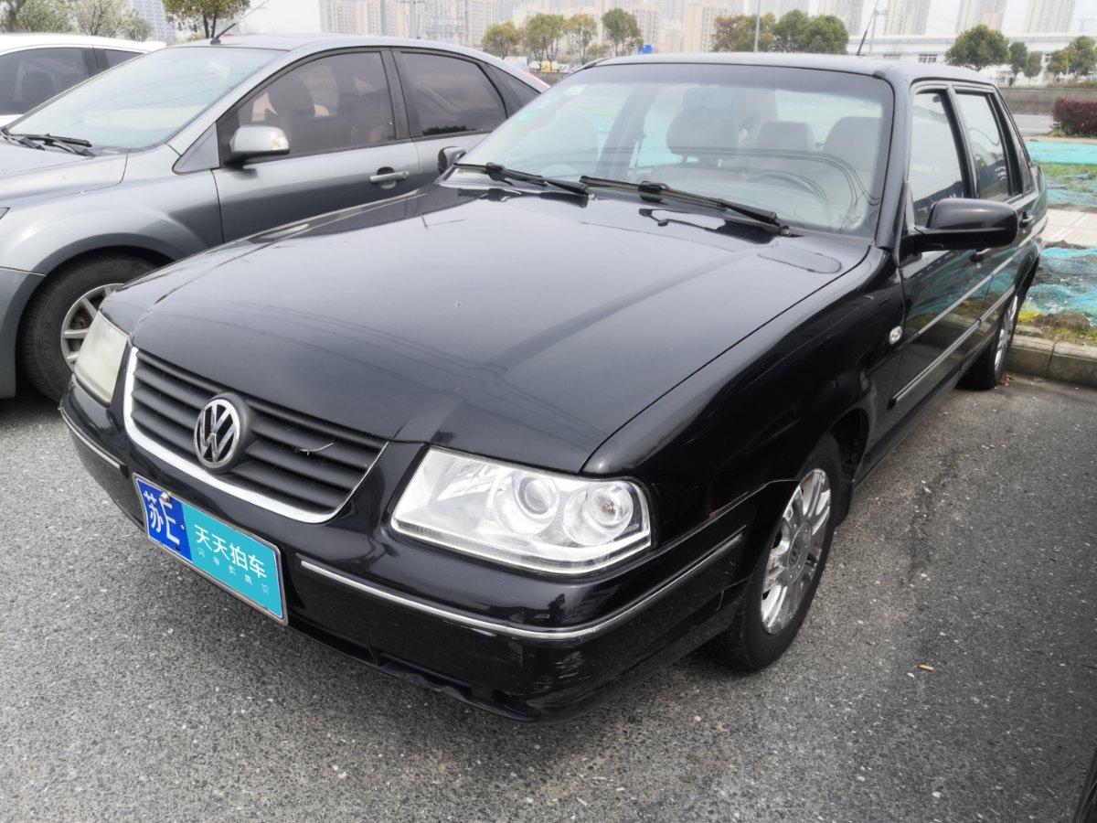 桑塔纳二手车卖多少钱？