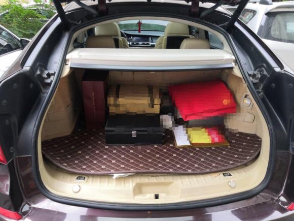 [西安·陕A] 二手宝马宝马5系GT2011款 535i xDrive豪华型