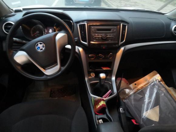 [成都·川A] 二手启辰启辰T702015款 1.6L 手动睿行版