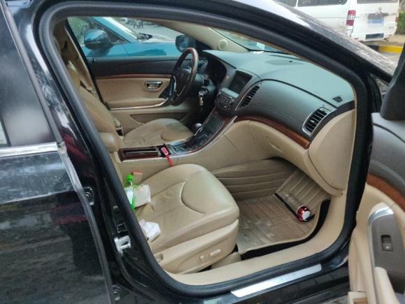 [武汉·鄂A] 二手荣威荣威9502012款 2.0L 典雅版