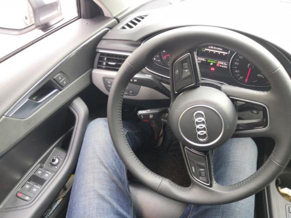 [武汉·鄂A] 二手奥迪奥迪A4L2019款 40 TFSI 进取型 国VI