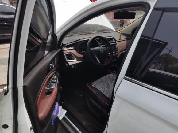 [温州·浙C] 二手长安凌轩2017款 1.6L 手动精英型