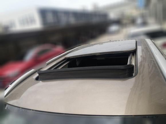 [南京·苏A] 二手中华中华V62018款 1.5T 自动尊贵型