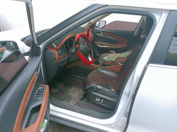 [合肥·豫D] 二手众泰众泰T3002017款 1.5L 手动尊享型