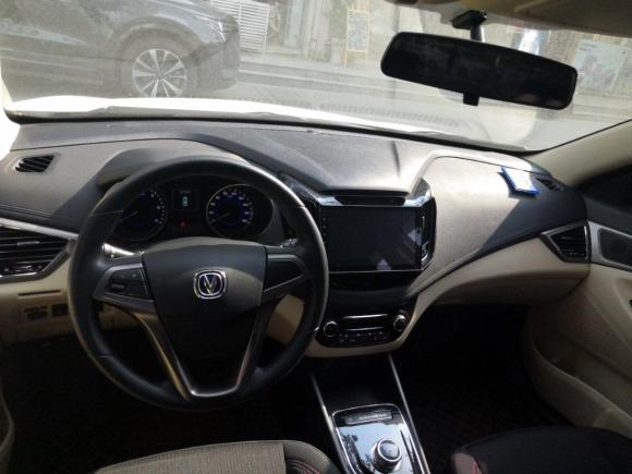 [成都·川A] 二手长安逸动新能源2018款 EV300 悦享型