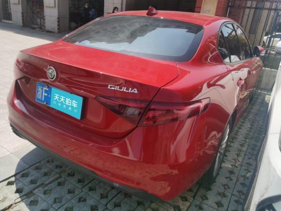 [嘉兴·浙F] 二手阿尔法罗密欧Giulia2017款 2.0T 200HP 精英版
