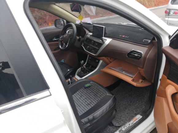 [义乌·浙G] 二手北汽幻速北汽幻速S72018款 1.5T 手动尊享型