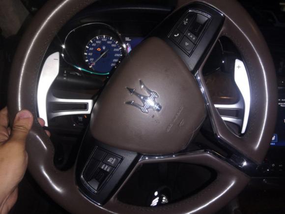 [南京·苏A] 二手玛莎拉蒂总裁2013款 3.0T 标准型