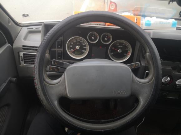 [青岛·鲁U] 二手依维柯得意2009款 2.8T-V35基本型