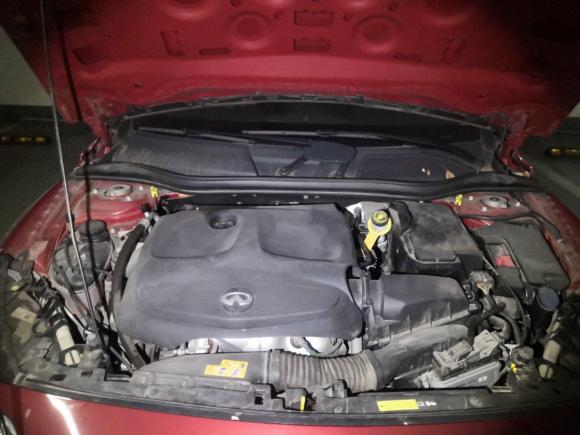 [南京·苏L] 二手英菲尼迪英菲尼迪QX302017款 1.6T 两驱时尚版