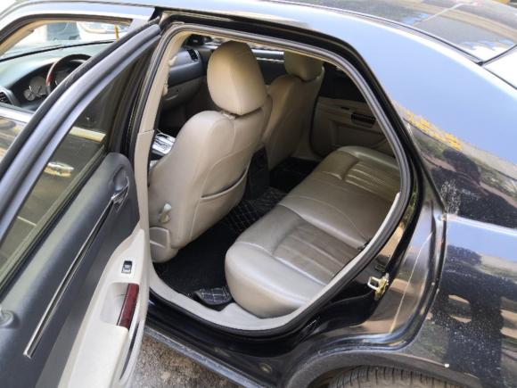 [南昌·赣A] 二手克莱斯勒克莱斯勒300C2006款 2.7L 豪华领航版