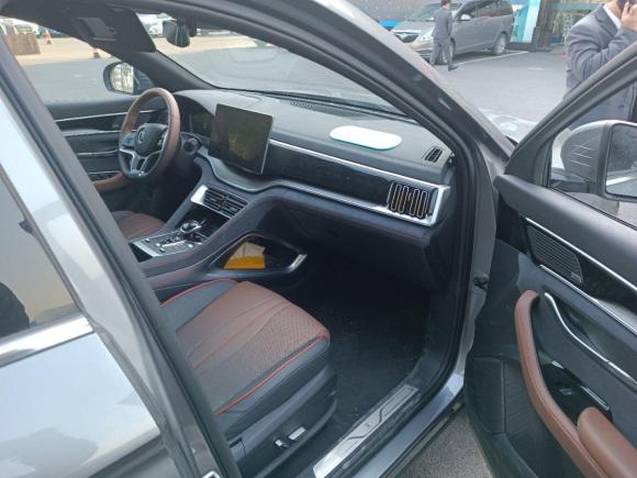 [上海·苏F] 二手比亚迪宋PLUS2020款 1.5T 自动旗舰PLUS