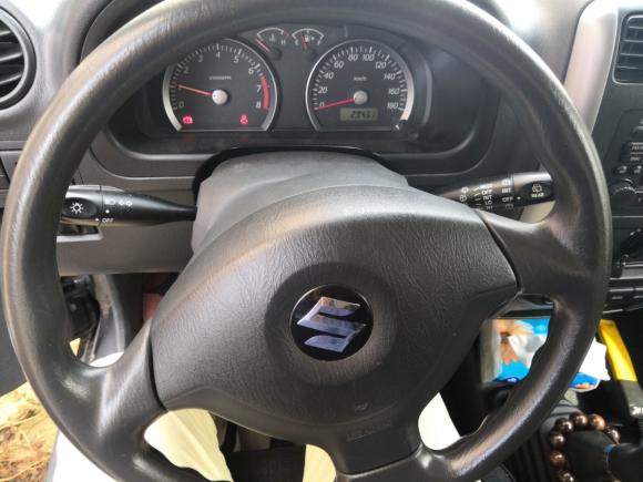 [佛山·粤Y] 二手铃木吉姆尼2010款 1.3 MT时尚限量版