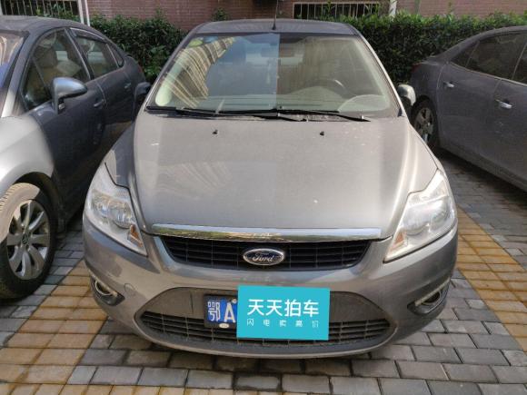 [武汉·鄂A] 二手福特福克斯2011款 三厢 1.8L 自动时尚型