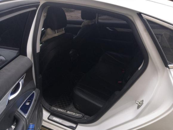 [济南·鲁A] 二手吉利汽车博瑞GE新能源2018款 1.5T PHEV 耀领版